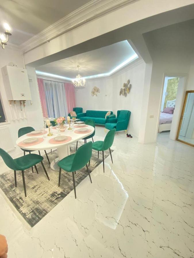 Grazzia Deluxe Apartments Năvodari Buitenkant foto