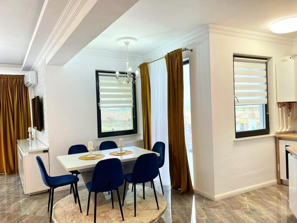 Grazzia Deluxe Apartments Năvodari Buitenkant foto