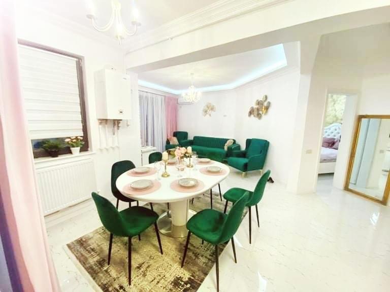 Grazzia Deluxe Apartments Năvodari Buitenkant foto